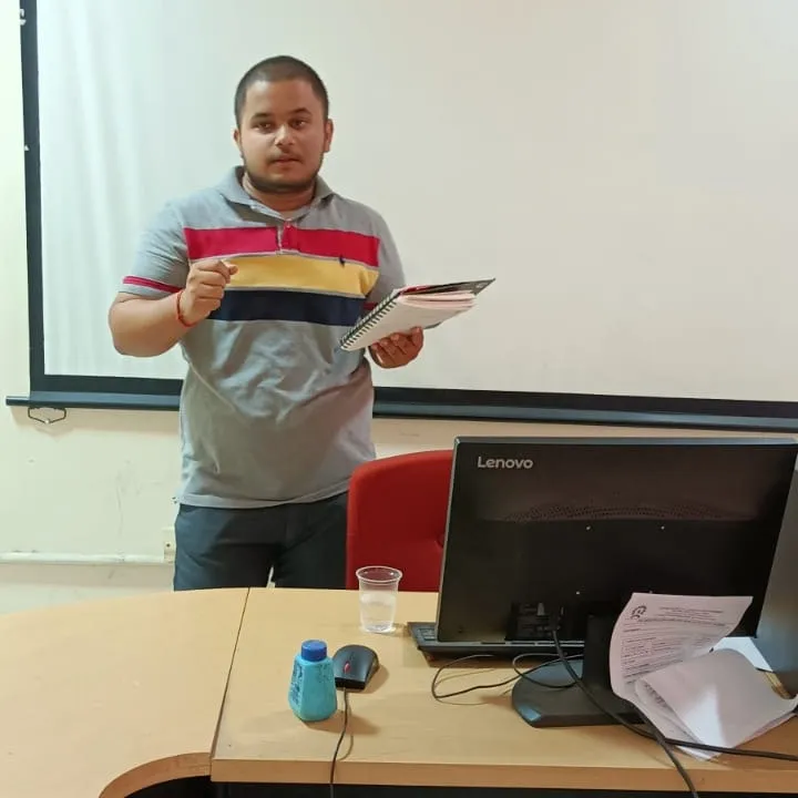 Cold DMs & Community